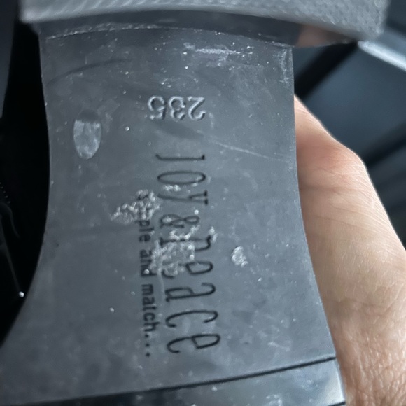 Joy & Peace boots - Picture 11 of 11